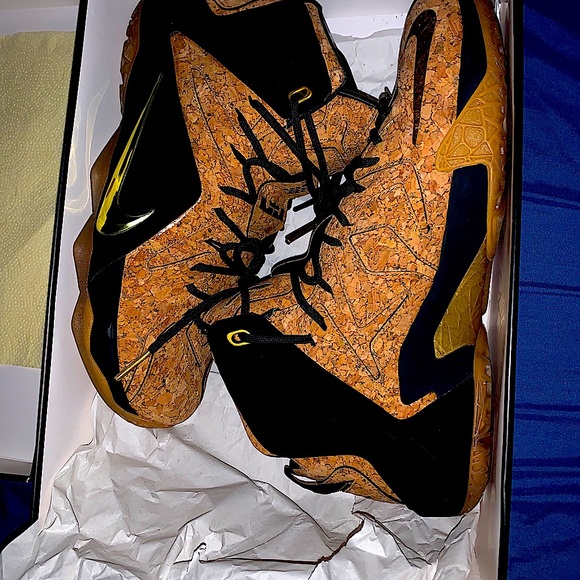 LEBRON CORK 10.5 - Picture 3 of 9